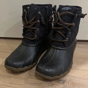 Sperry Black Quilted Lace-Up Boots